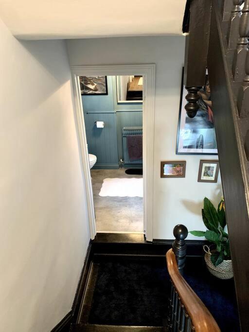 Chic Townhouse Near Tunnels Beaches Ilfracombe Buitenkant foto